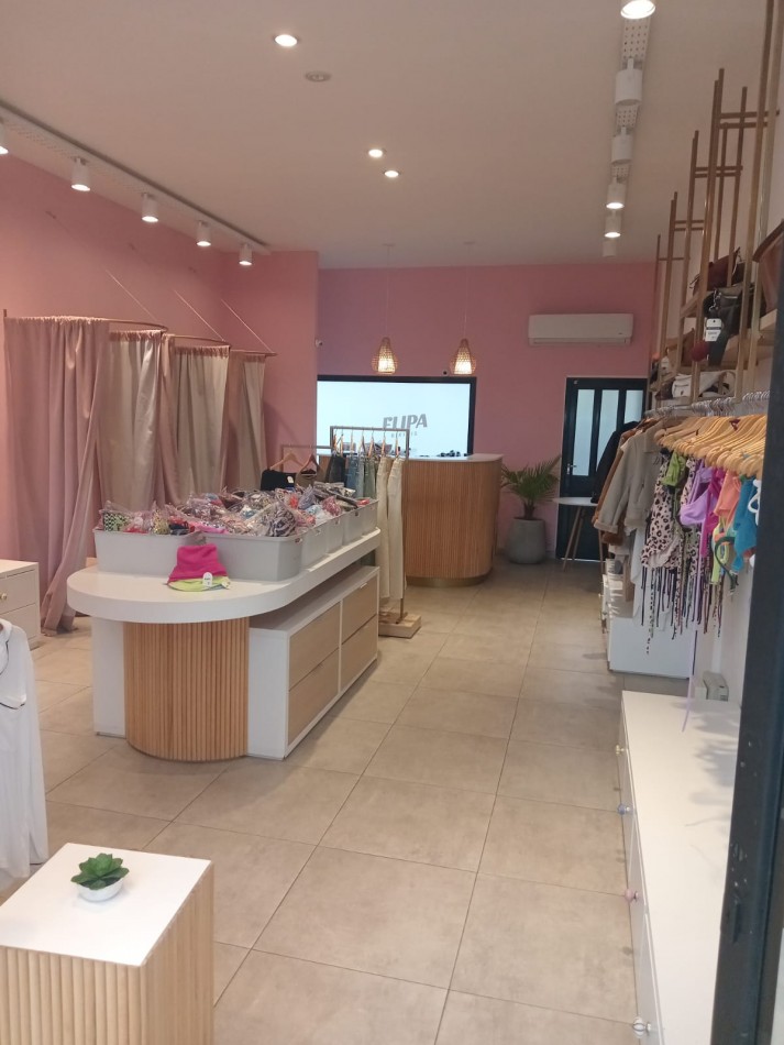 Local en venta en Guemes excelente