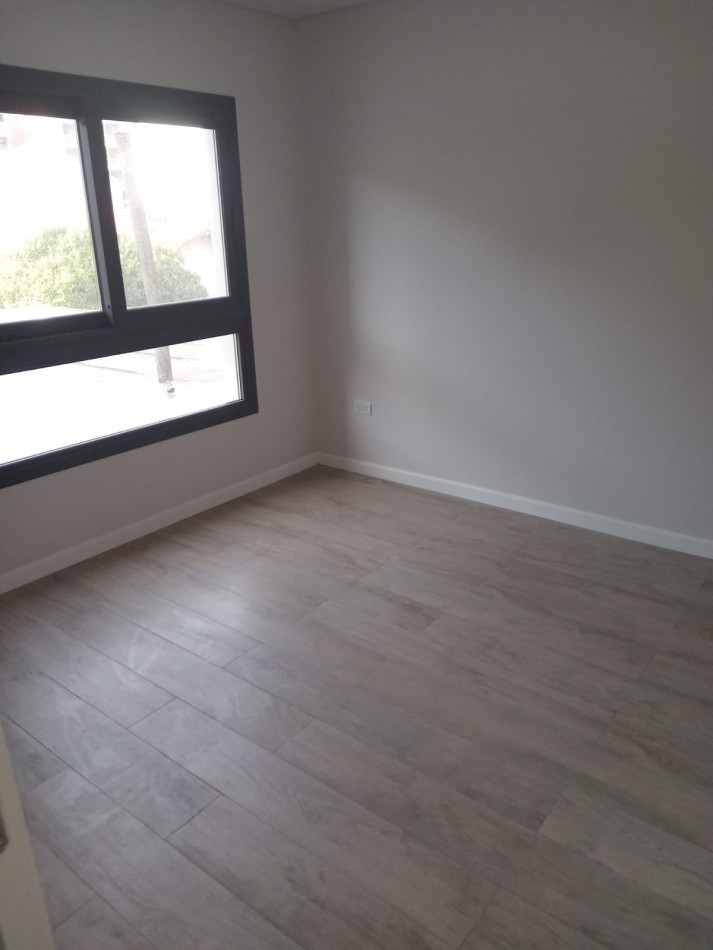 piso a estrenar 4 ambientes cochera y terraza propia