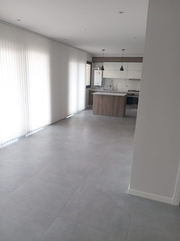 piso a estrenar 4 ambientes cochera y terraza propia