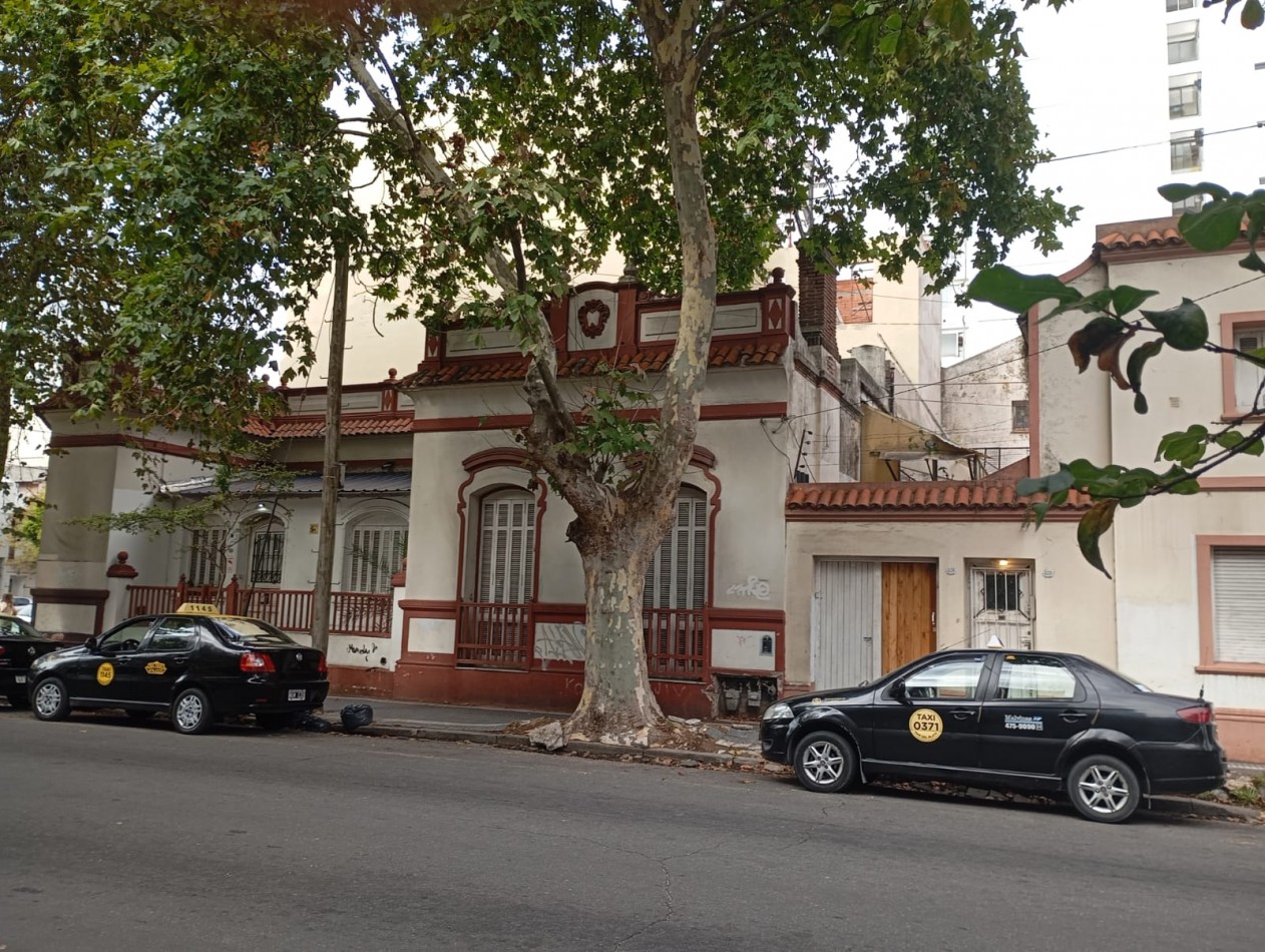 Chalet para construir locales comerciales o edificio , escucha propuestas
