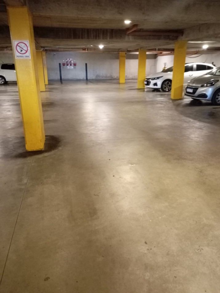 depto 3 amb mas escritorio cochera y baulera