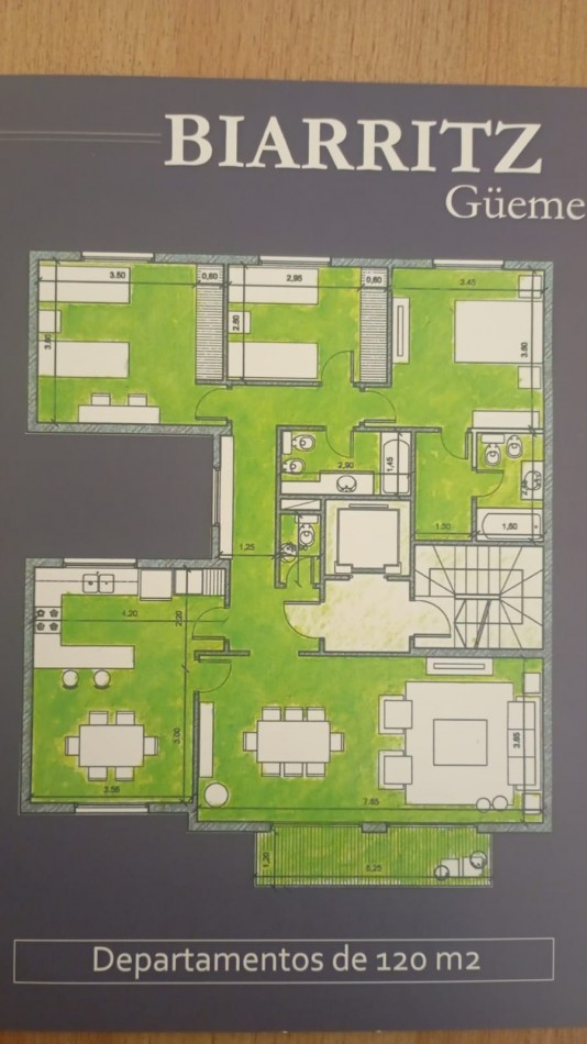 Piso de 4 ambientes , 2 cocheras fijas y descubiertas , sin muebles , no acepta mascotas , gtia propietaria y referencias comerciales