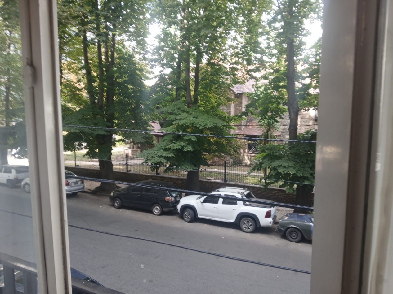 3 ambientes a la calle , reciclado x dueño , 2 baños