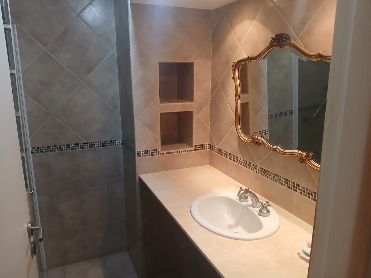 3 ambientes a la calle , reciclado x dueño , 2 baños