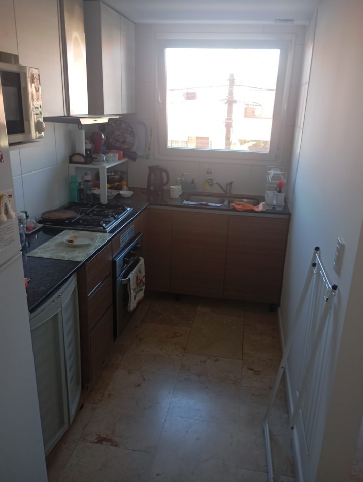 departamento 2 amb cochera fija y cubierta , ripalda categoria