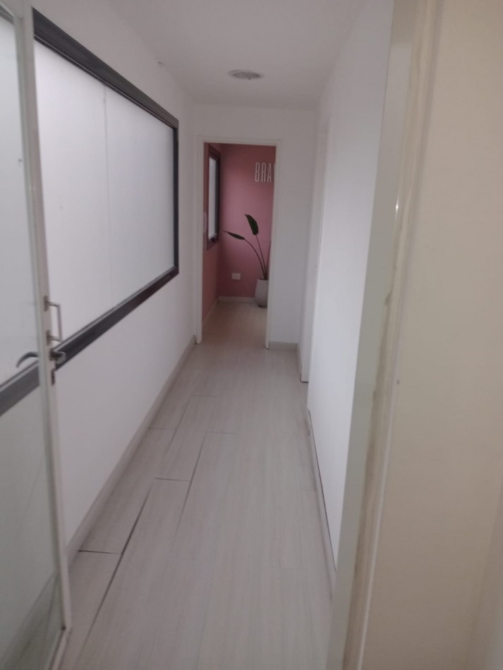 Local y 2 oficinas en venta en Guemes