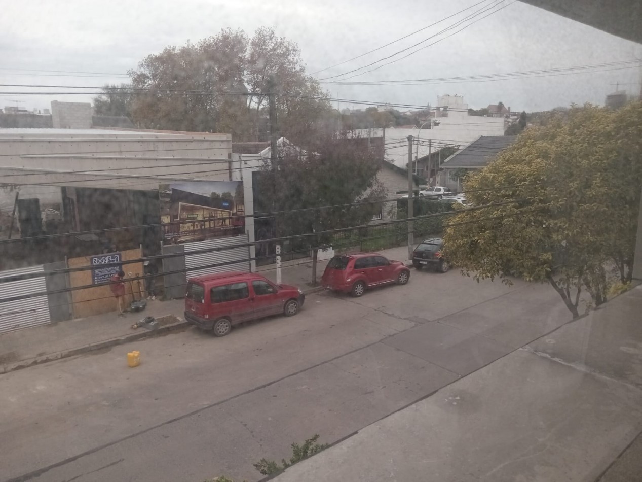 Local y 2 oficinas en venta en Guemes